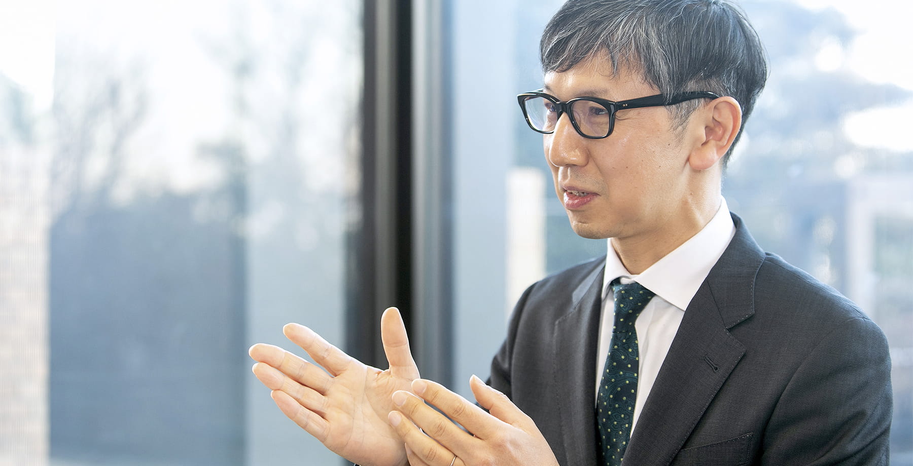 朝日新聞社 経営企画室 室長補佐/羽根和人